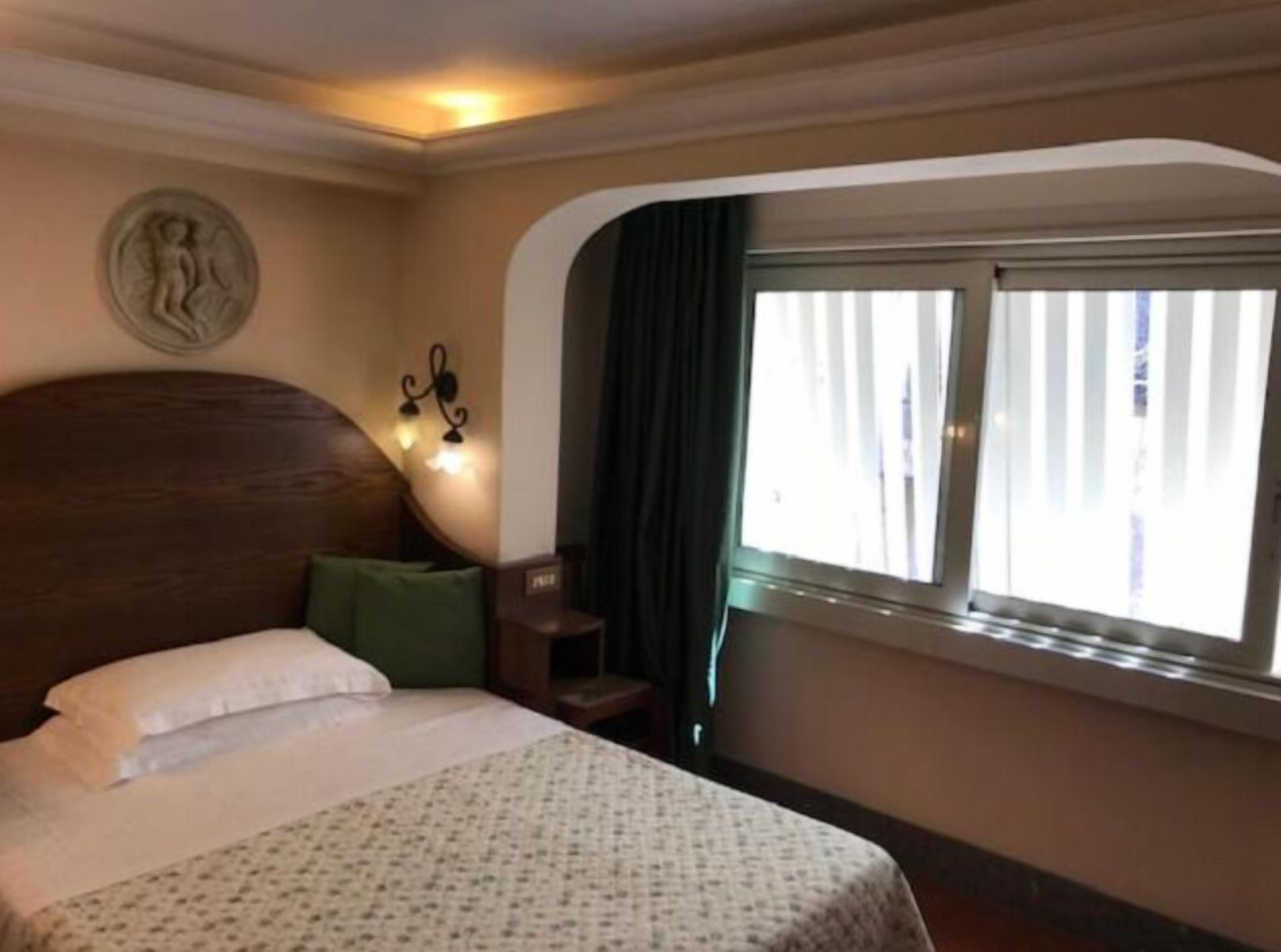 Hotel Okapi — Photos 1